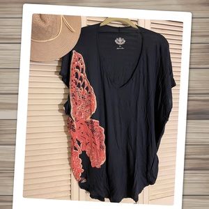 Vintage JUICY COUTURE Flattering Fit, Butterfly Print Top!